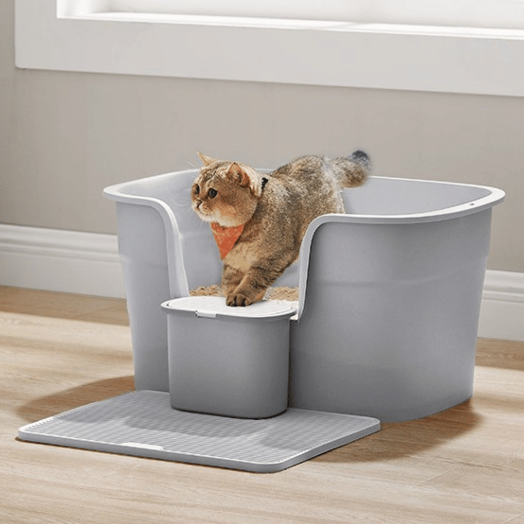 Large Covered Cat Litter Box Easy Clean with Scoop