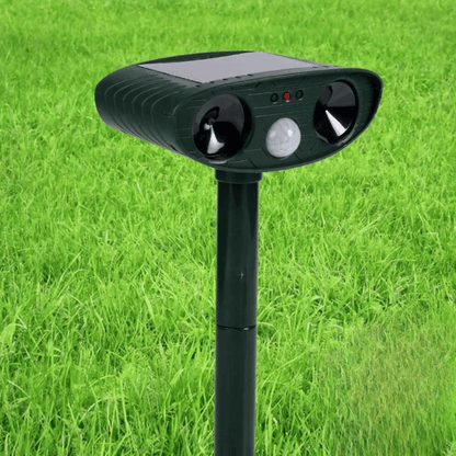 Solar Powered Yard Pest Repeller - Pupporia