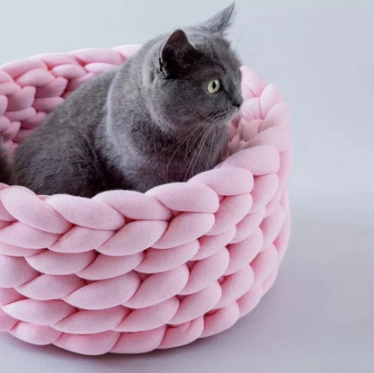 CozyWeave Woven Pet Basket