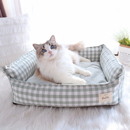 Small Plaid Pet Bed For Dogs Cats